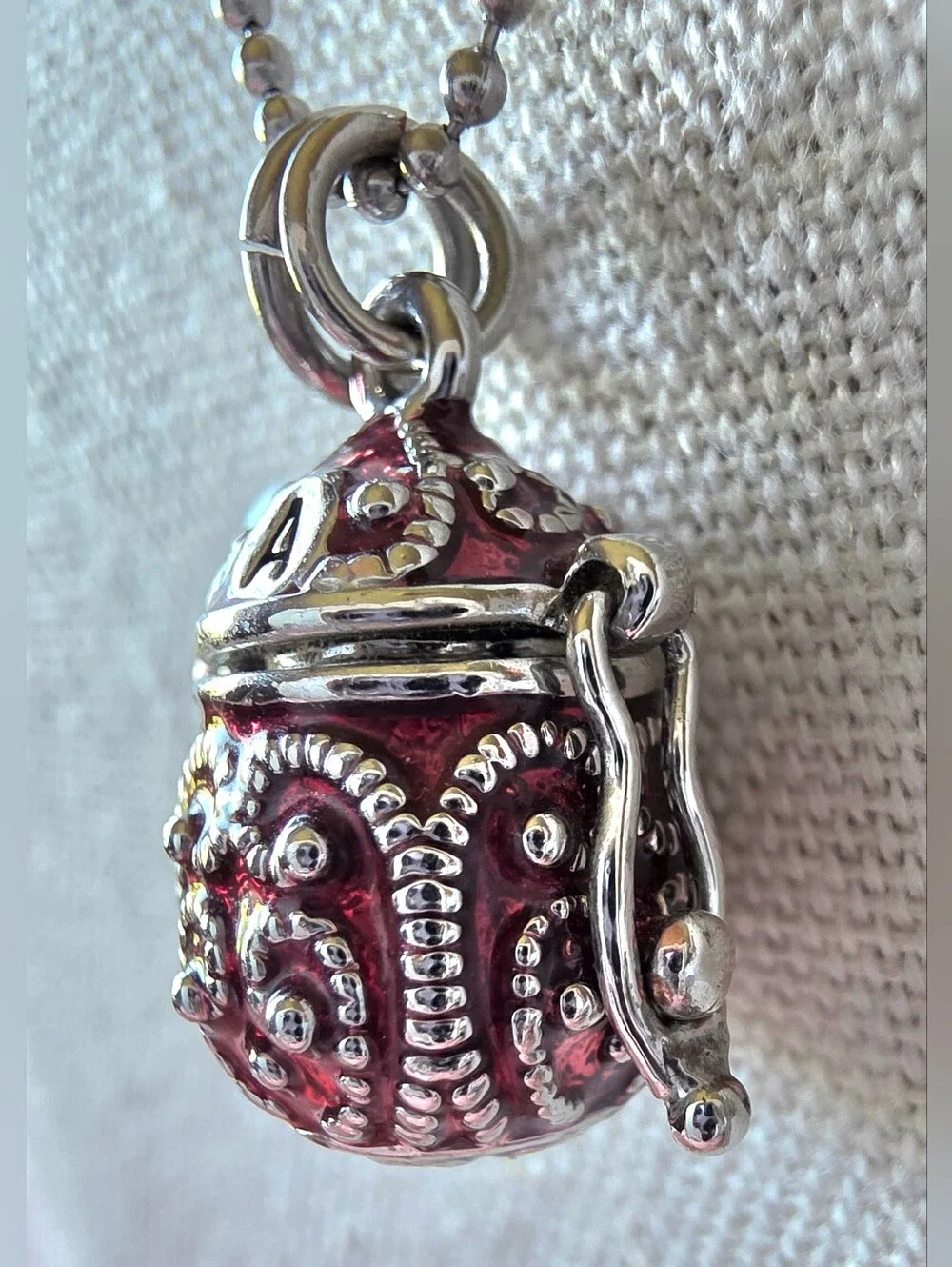 Alexas Angels Scroll Religious Enameled Egg Prayer Box Christian Necklace "A" - Picture 3 of 4